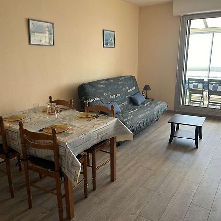 Appartement 2 Pieces Avec Balcon Et Parking A Saint-Gilles-Croix-De-Vie - Fr-1-224-39 Buitenkant foto