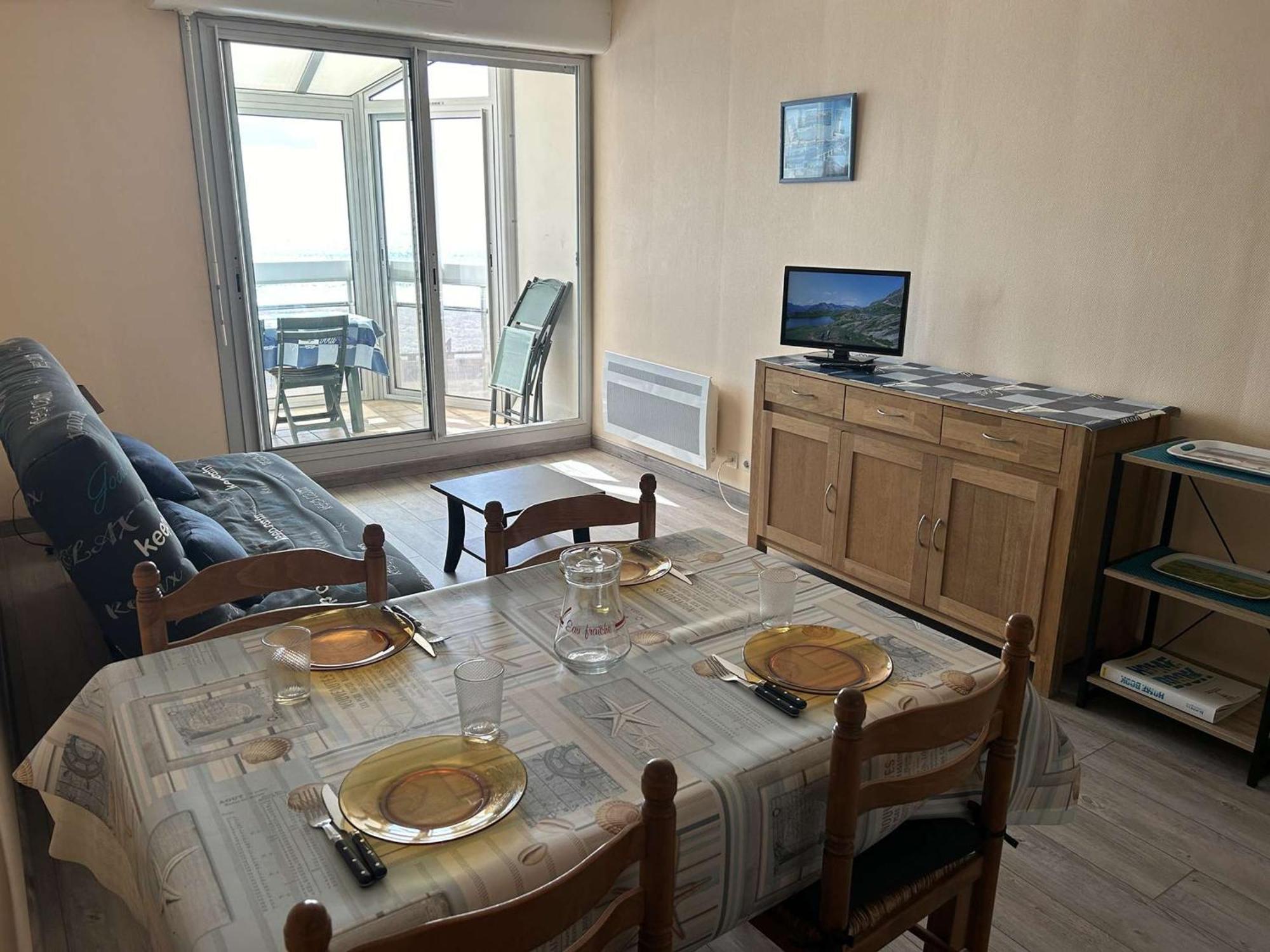 Appartement 2 Pieces Avec Balcon Et Parking A Saint-Gilles-Croix-De-Vie - Fr-1-224-39 Buitenkant foto